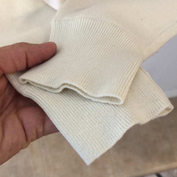 Clavin Klein sequin long sleeve sweater - Picture 5 of 12